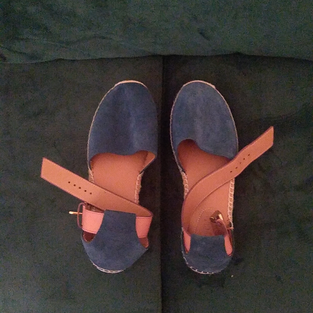 See By Chloe' size 7 blue espadrille